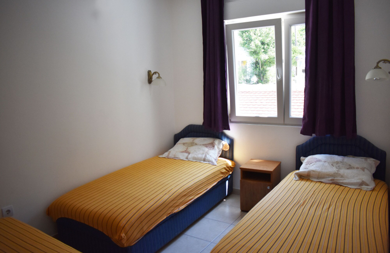 Bedroom 2, Apartments Montenegro Risan