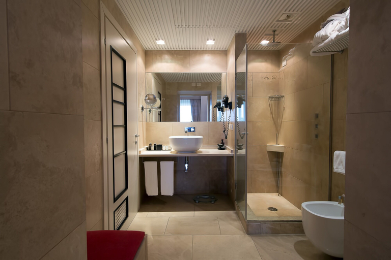Bathroom 5, Villa Marina Capri - Preferred Hotels & Resorts, Napoli