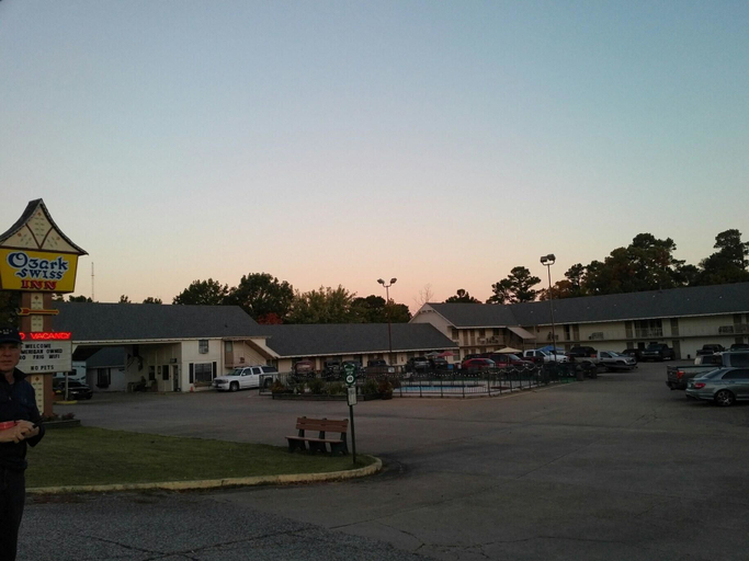 Exterior & Views 2, Ozark Swiss Inn, Carroll