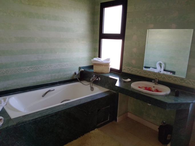 Bathroom 3, Dream Villa, Marrakech