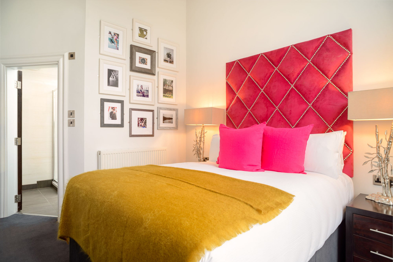 Bedroom 2, Black Ivy Hotel, Edinburgh