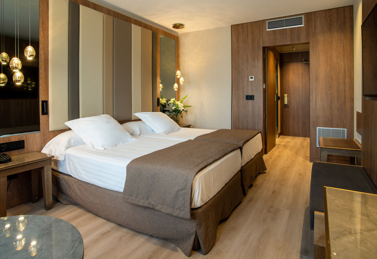 Bedroom 2, Hotel Granada Center, Granada