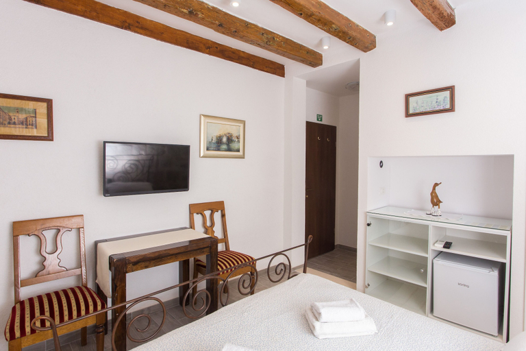 Others 5, Booba Rooms, Dubrovnik