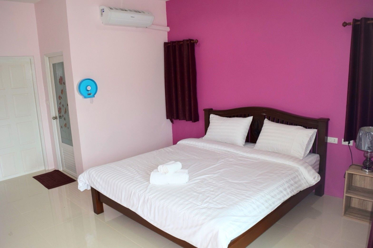 Bedroom 2, Khowbuysi View Resort, Tha Mai