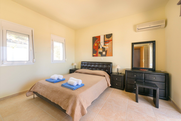 Bedroom 3, Athoniki Villas, South Aegean