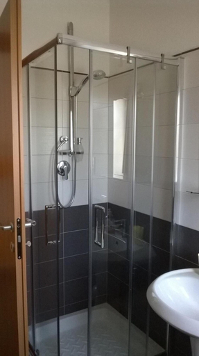 Bathroom 5, B&B Il Mirto di Paola, Nuoro