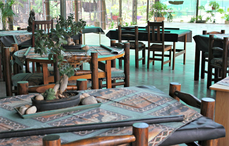 Food & Drinks 5, Tshimologo Farm Guesthouse, Masungu