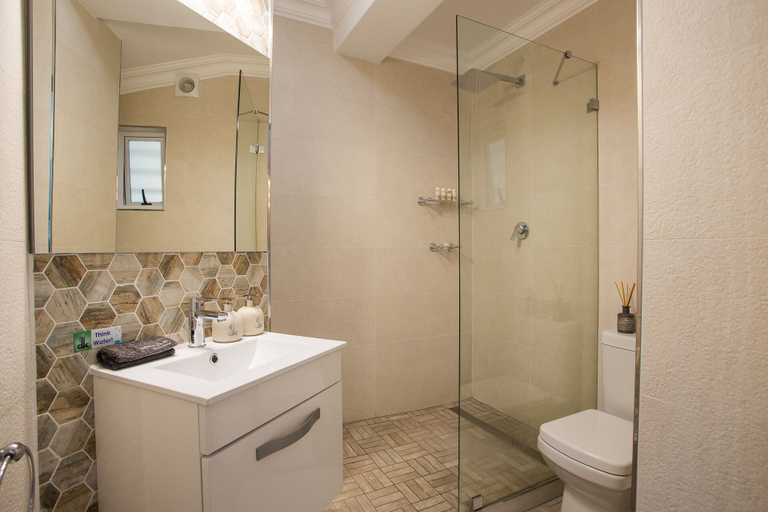 Bathroom 2, dk villas 2 The Boardwalk - Hout Bay, City of Cape Town