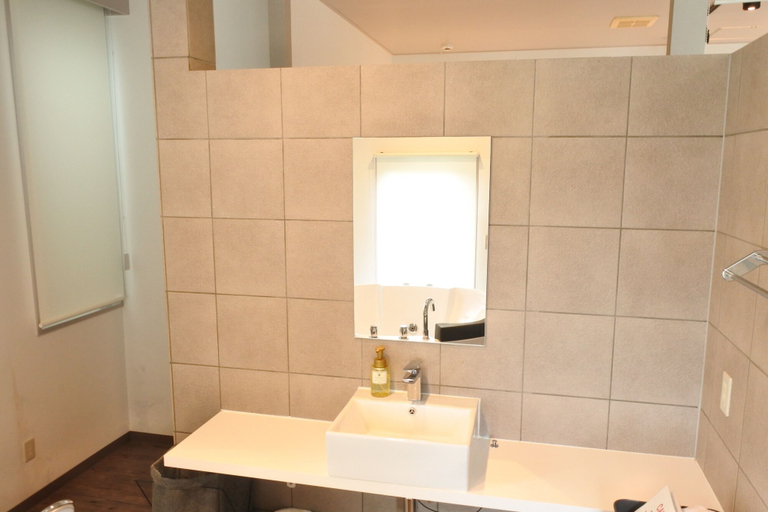 Bathroom 4, First Street Okinawa Yomitan-son Oceans, Yomitan