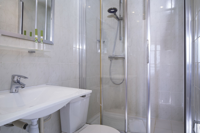 Bathroom 4, Hotel Soft, Paris