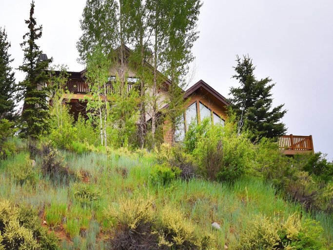 Exterior & Views, Glacier Court 1844 B, Eagle