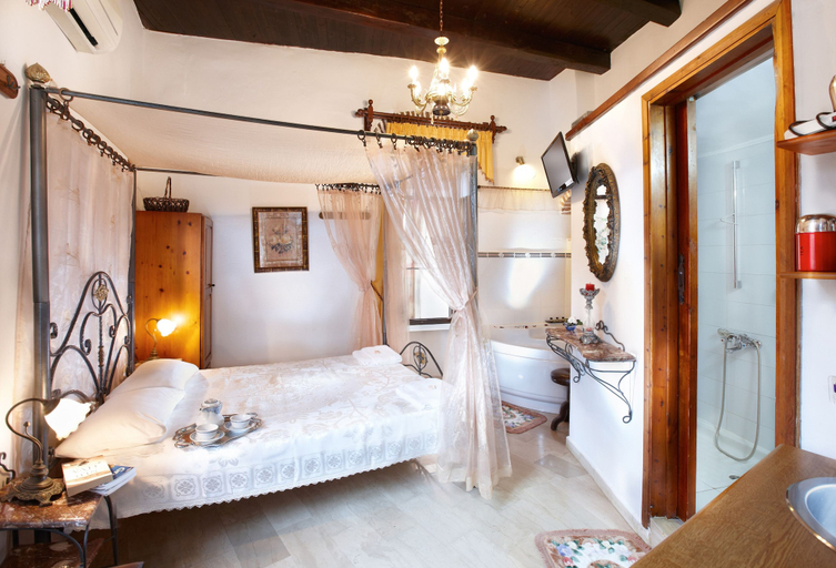 Bedroom 5, Archontiko Evgenia, Crete