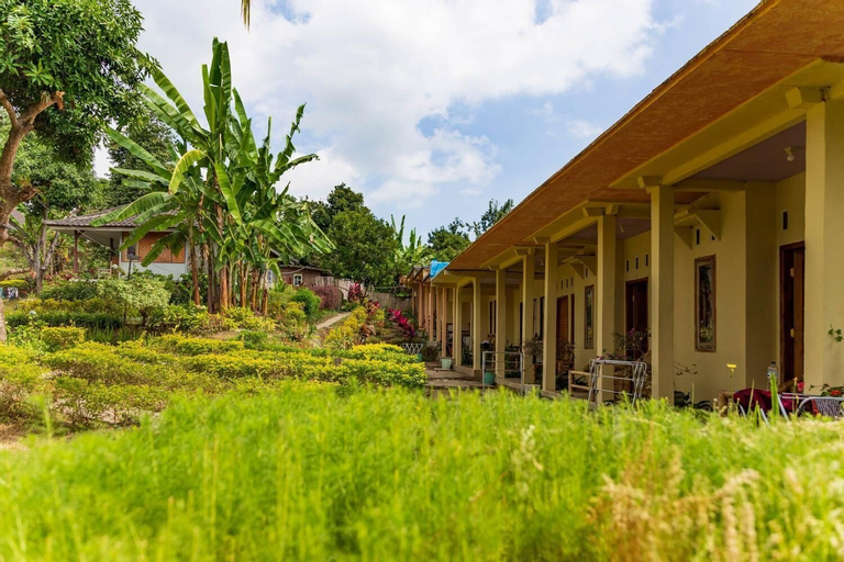 Exterior & Views 2, Pondok Guru Bakti Cottages, Lombok
