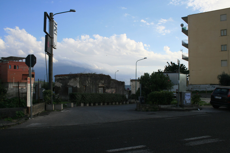Others 5, Coral Rooms, Napoli