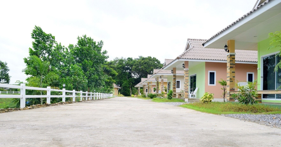 Exterior & Views 5, Khowbuysi View Resort, Tha Mai