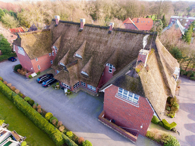 Exterior & Views 1, Hotel Graf Bentinck, Friesland