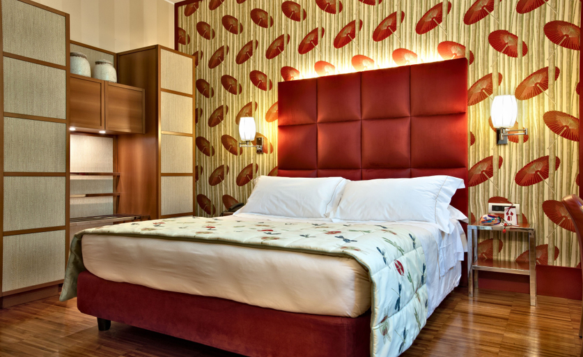 Bedroom 3, Enterprise Hotel, Milano