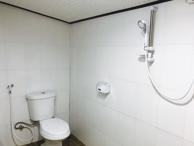 Bathroom 3, Sang Un Bungalow, Ko Yao District