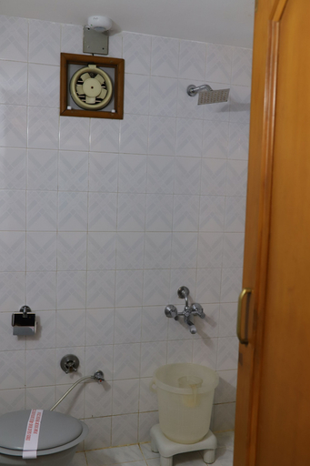 Bathroom 5, Hotel GRG, Vadodara