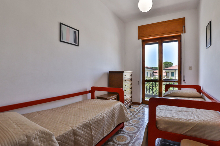 Bedroom 2, Paolino Housing, Salerno