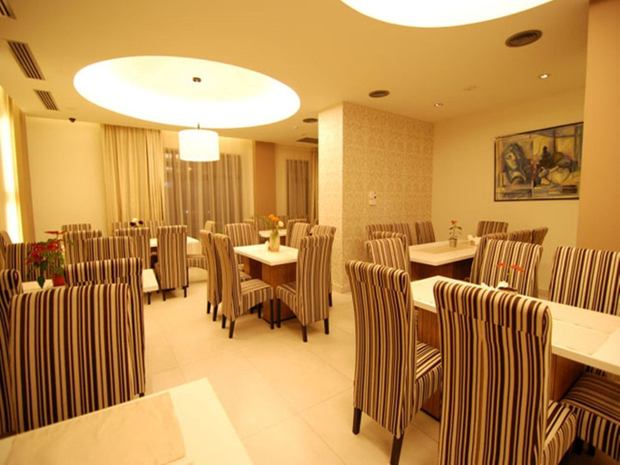 Food & Drinks 4, Hotel Ave Lux, Brasov