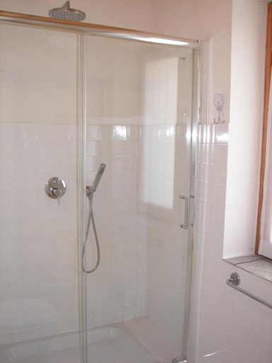 Bathroom 5, B&B Lo Straniero, Potenza