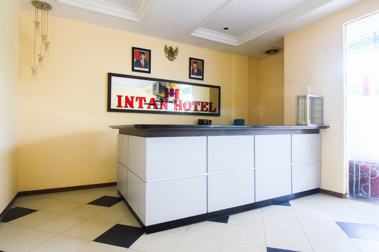 Public Area 3, OYO 1025 Hotel Intan, Pekanbaru