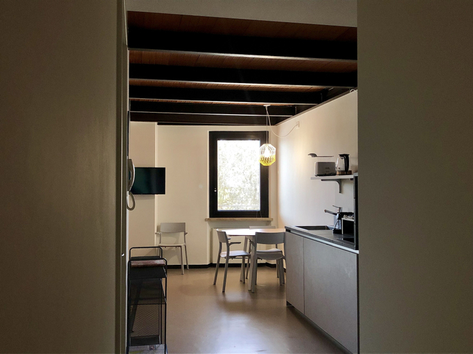 Others 5, Rivadige Suite, Verona