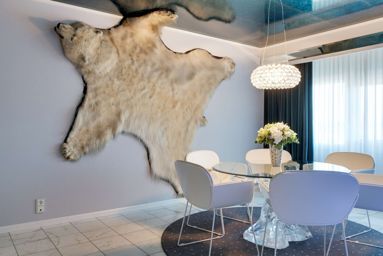 dining_room 3