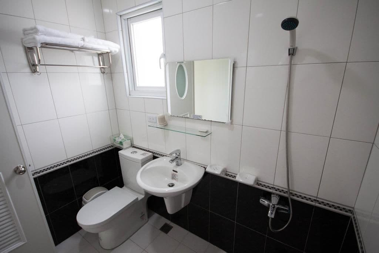 Bathroom 3, Sally's Home, Pingtung