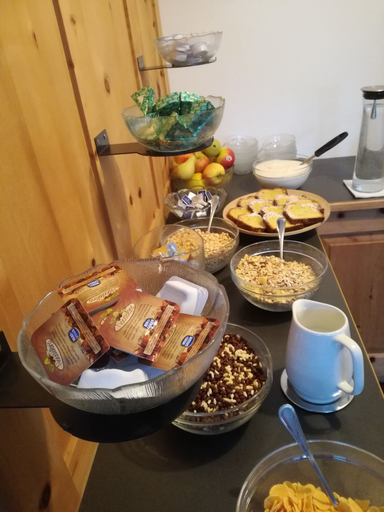 Food & Drinks 5, Pension Sprenger, Bolzano
