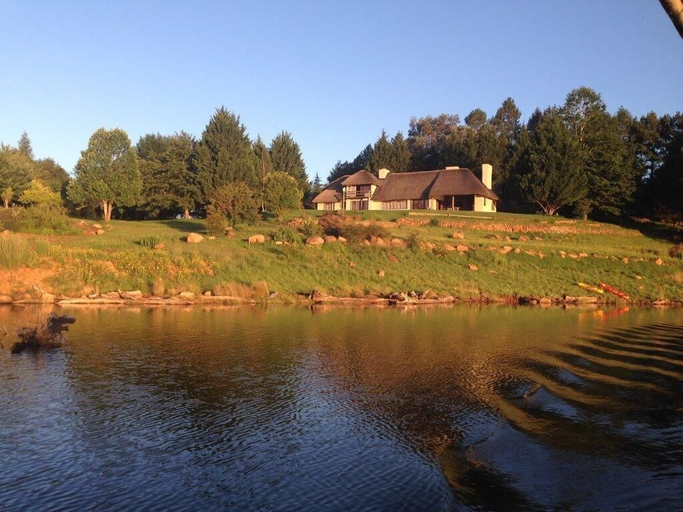 Exterior & Views 2, Rivermead, Sisonke