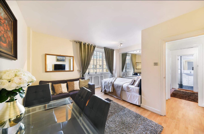 Others 4, Cozy & Stylish Apartment in Chelsea, London