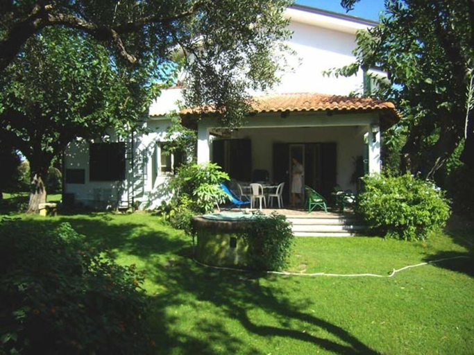 Others 4, Casa Tortora, Salerno