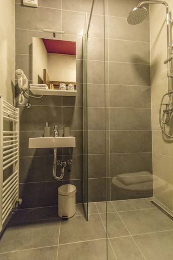 Bathroom 4, Hotel Logavina 8, Sarajevo