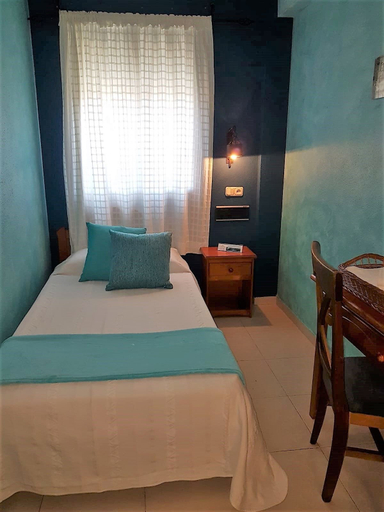 Bedroom 2, Hotel Restaurante Carvajal, Cáceres