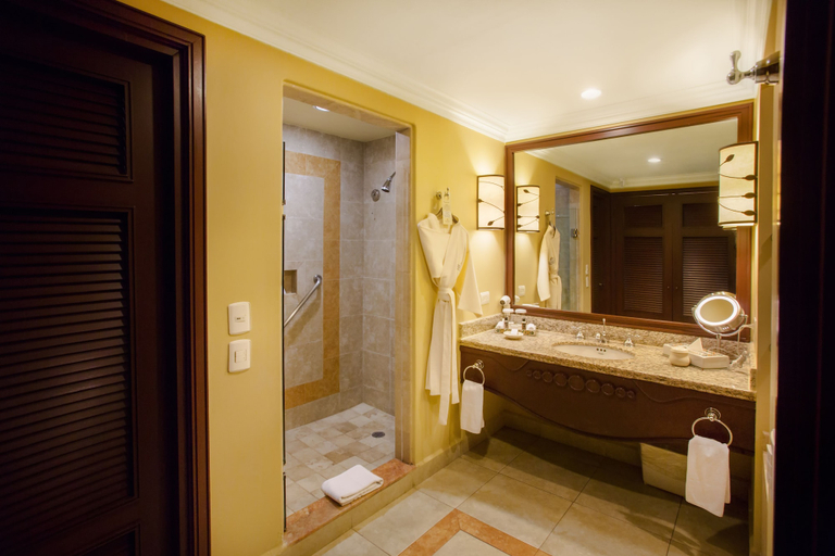 Bathroom 5, Pueblo Bonito Sunset Beach Golf & Spa Resort - All Inclusive, La Paz