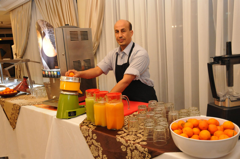Food & Drinks 10