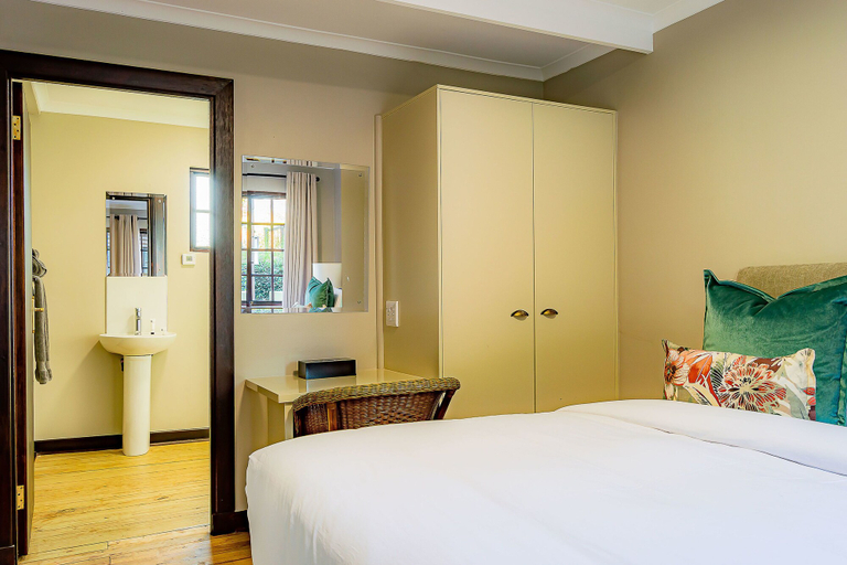Bedroom 3, Springholm, Umgungundlovu