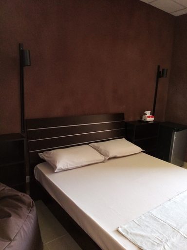Bedroom 3, Southern Star Club, Aqaba