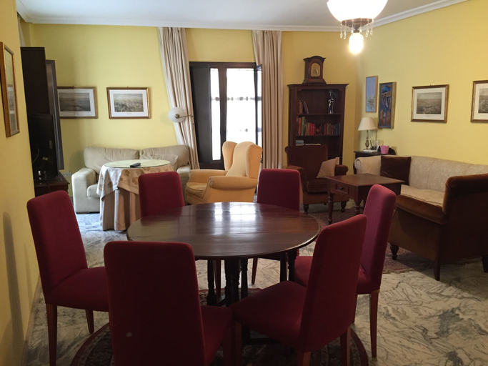 Others 5, Alfalfa Deluxe Suite by Valcambre, Sevilla