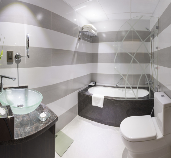Bathroom 5, Gevora Hotel, Dubai