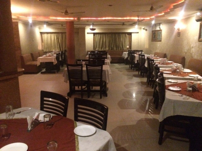 Food & Drinks, Hotel Uttam Heritage, Saharanpur