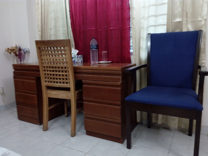 Others 4, White House Guest House, Dhaka