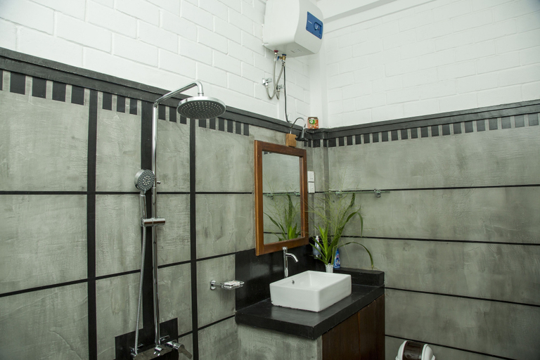 Bathroom, Brown House, Akmeemana