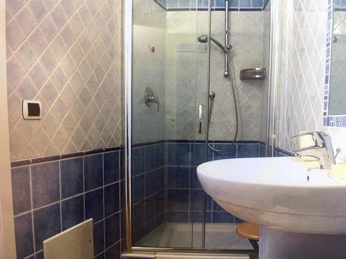 Bathroom 5, B&B Amphisya, Reggio Di Calabria
