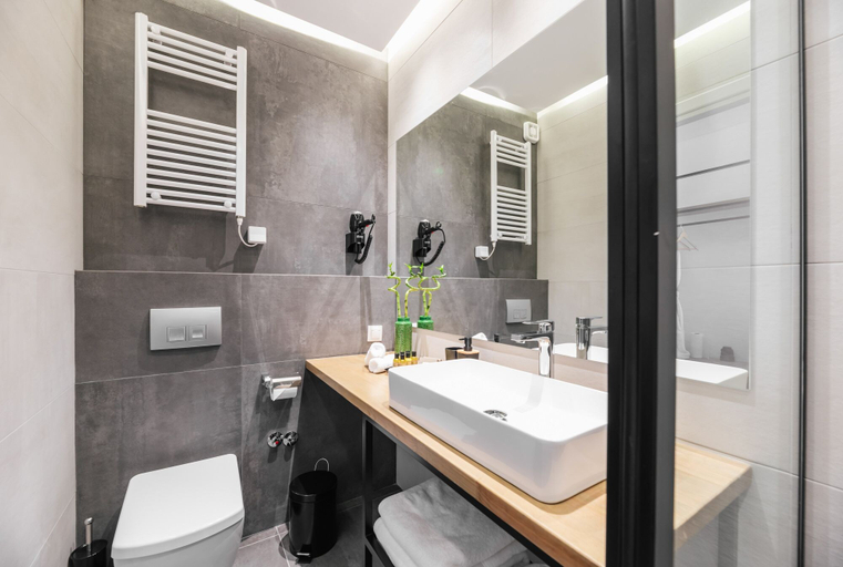 Bathroom 5, Evapollo, Central Macedonia