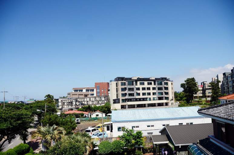 Exterior & Views 2, Ganderak Guesthouse - Hostel, Jeju