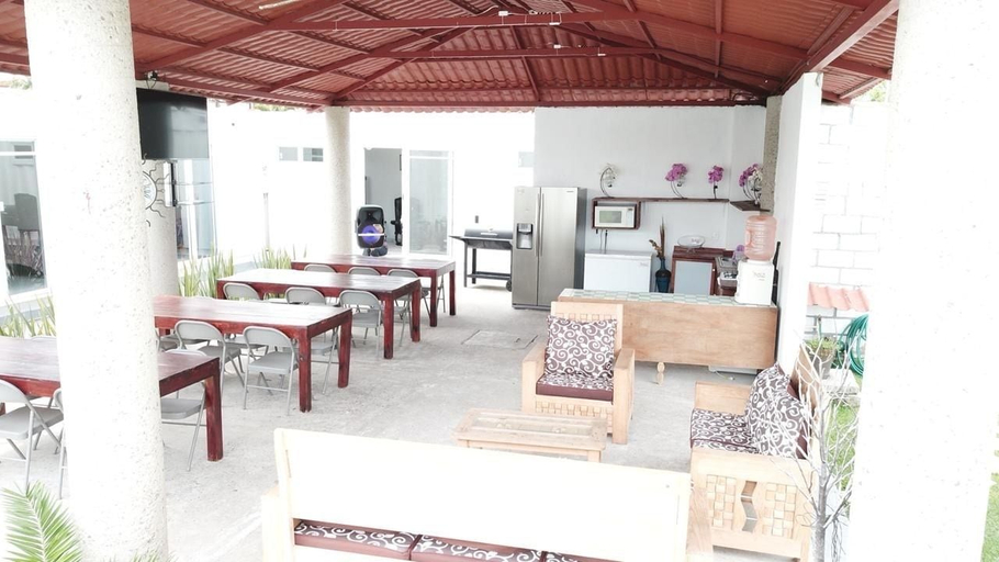 Food & Drinks, Grandes Grupos Bunker Rooms, Cuernavaca