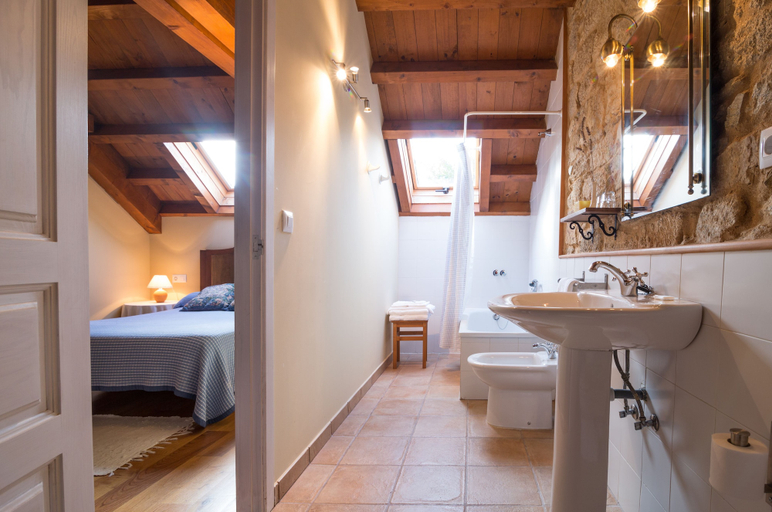Bathroom 5, Casa de Graña de Acea, A Coruña
